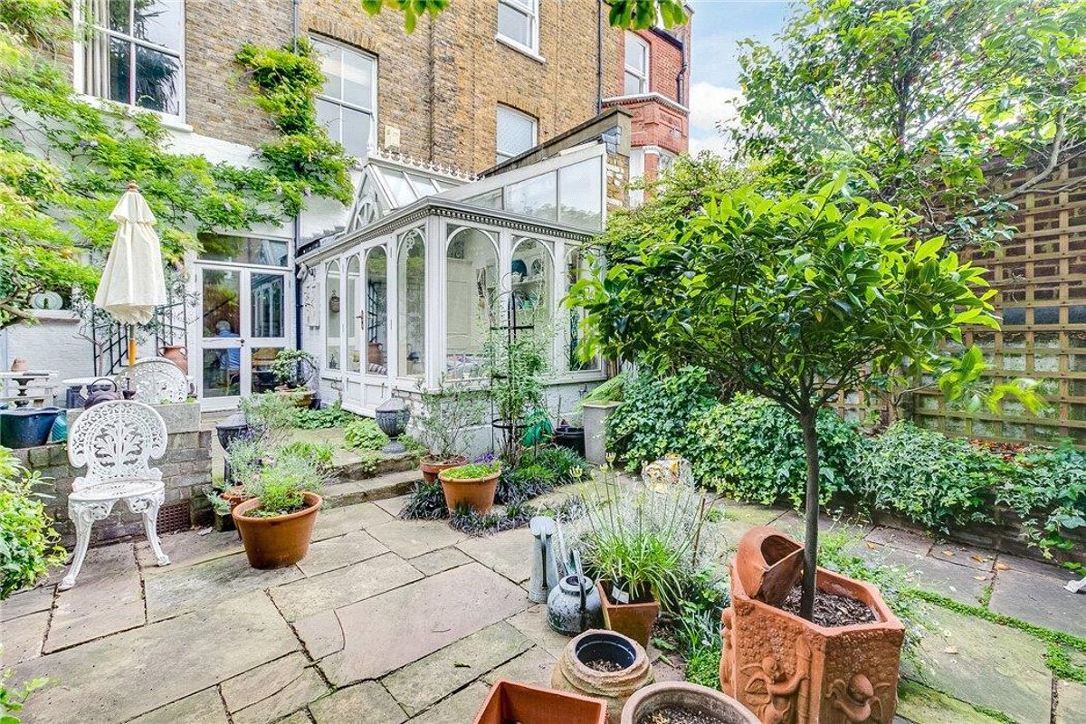 house for sale in Bowerdean Street, Peterborough Estate, Parsons Green