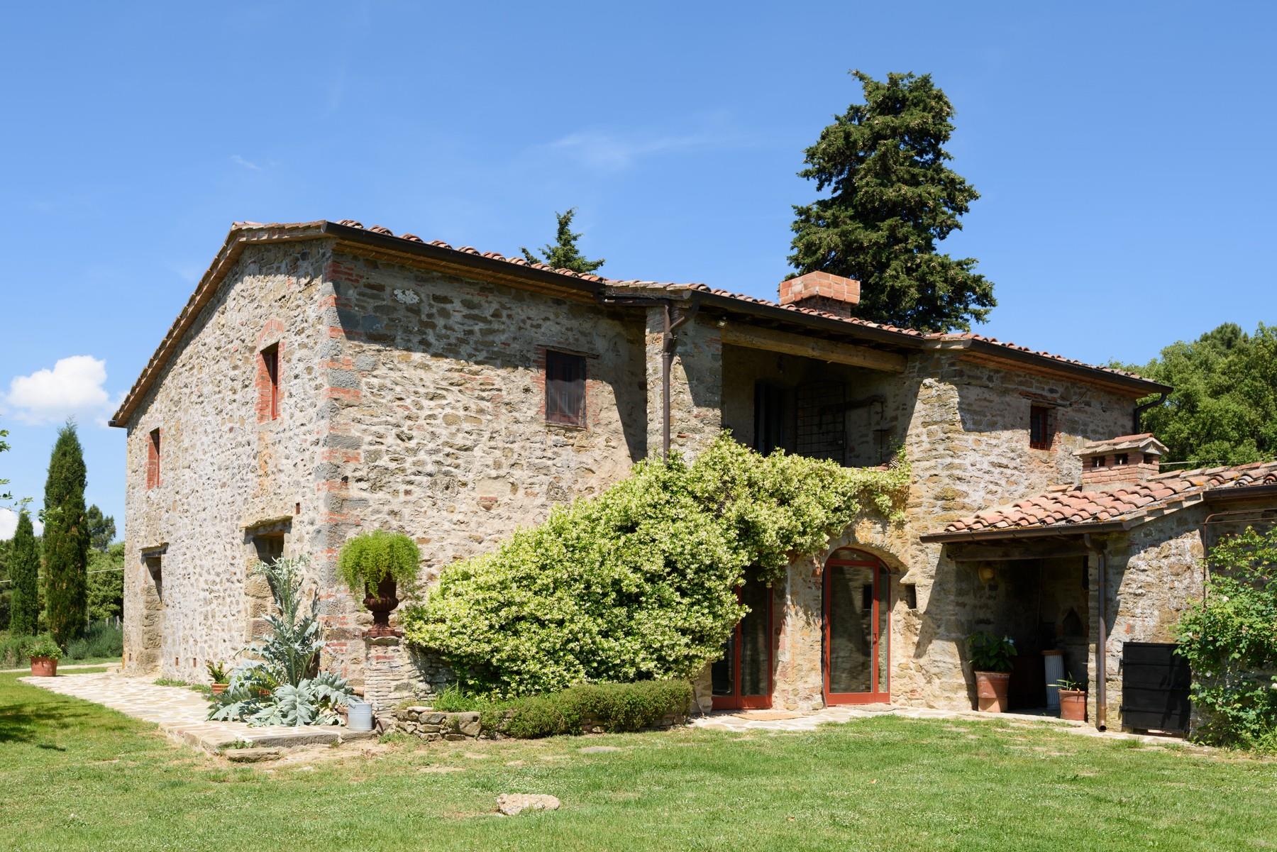 Farmhouse for sale in Monte San Savino Arezzo Tuscany