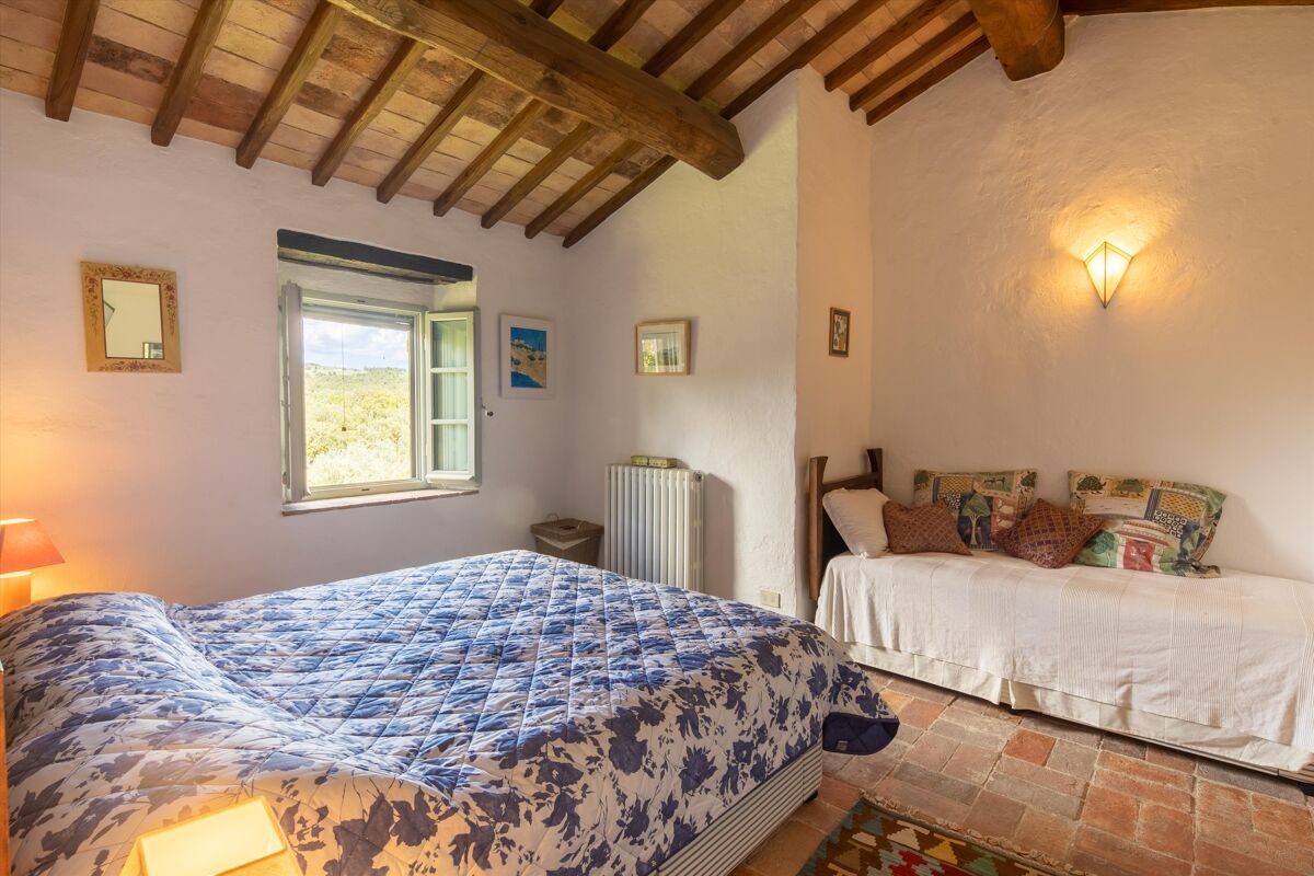 farmhouse for sale in Montalcino, Siena, Tuscany FLO012143056