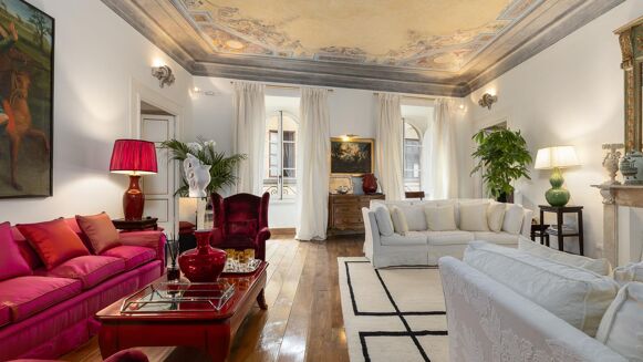 Picture of 3 bedroom apartment for sale.