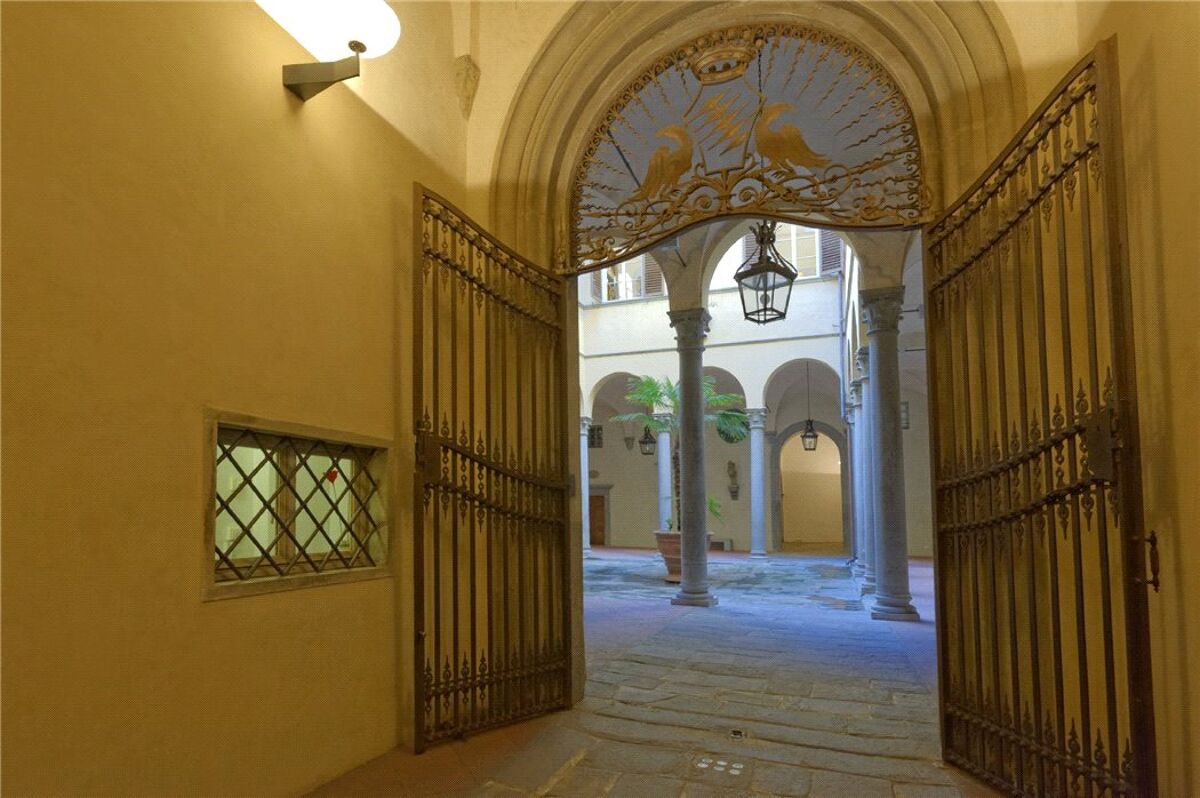 apartment for sale in Palazzo Bardi, Florence, Tuscany FLO180014 Knight Frank
