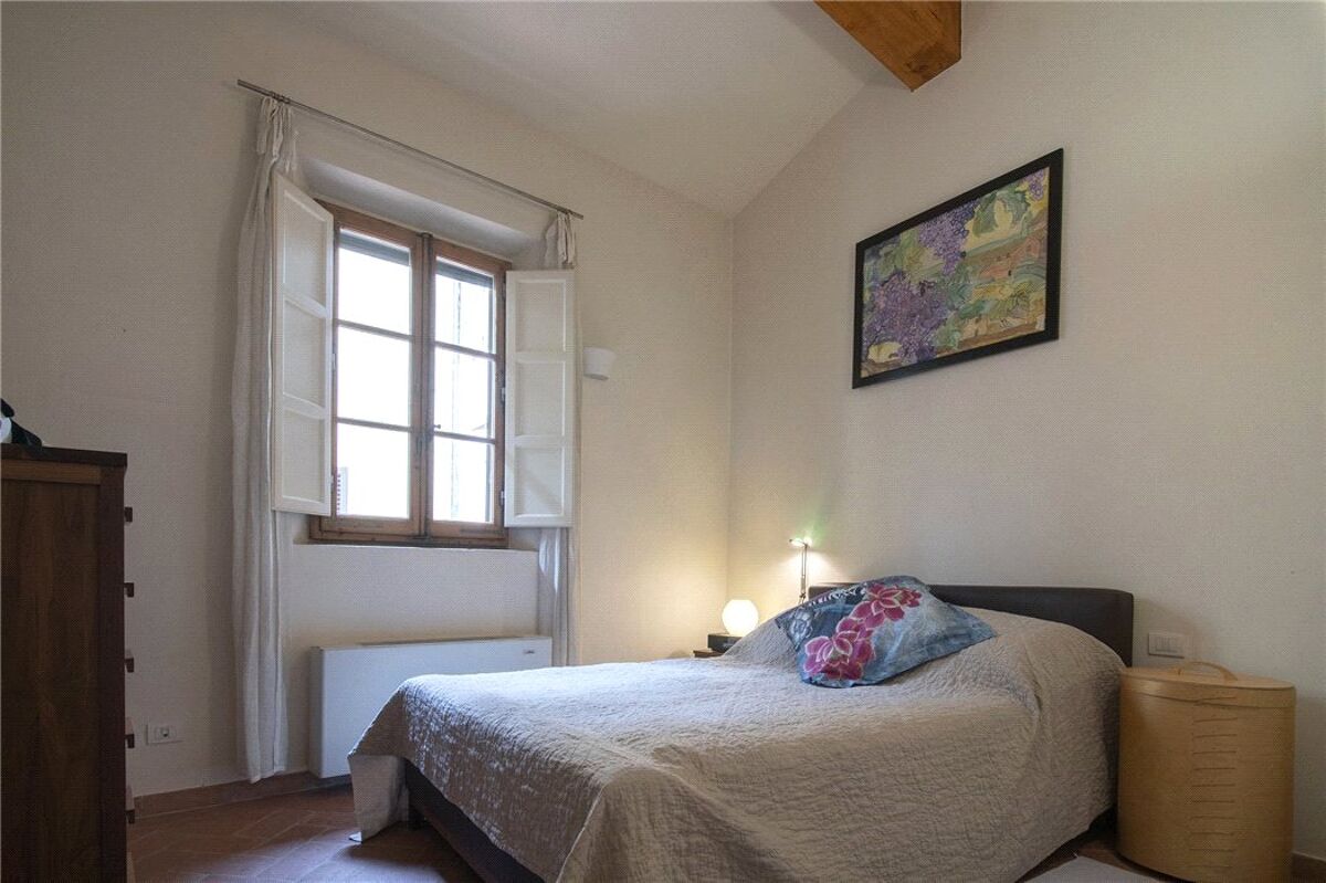 apartment for sale in Palazzo Bardi, Florence, Tuscany FLO180014 Knight Frank