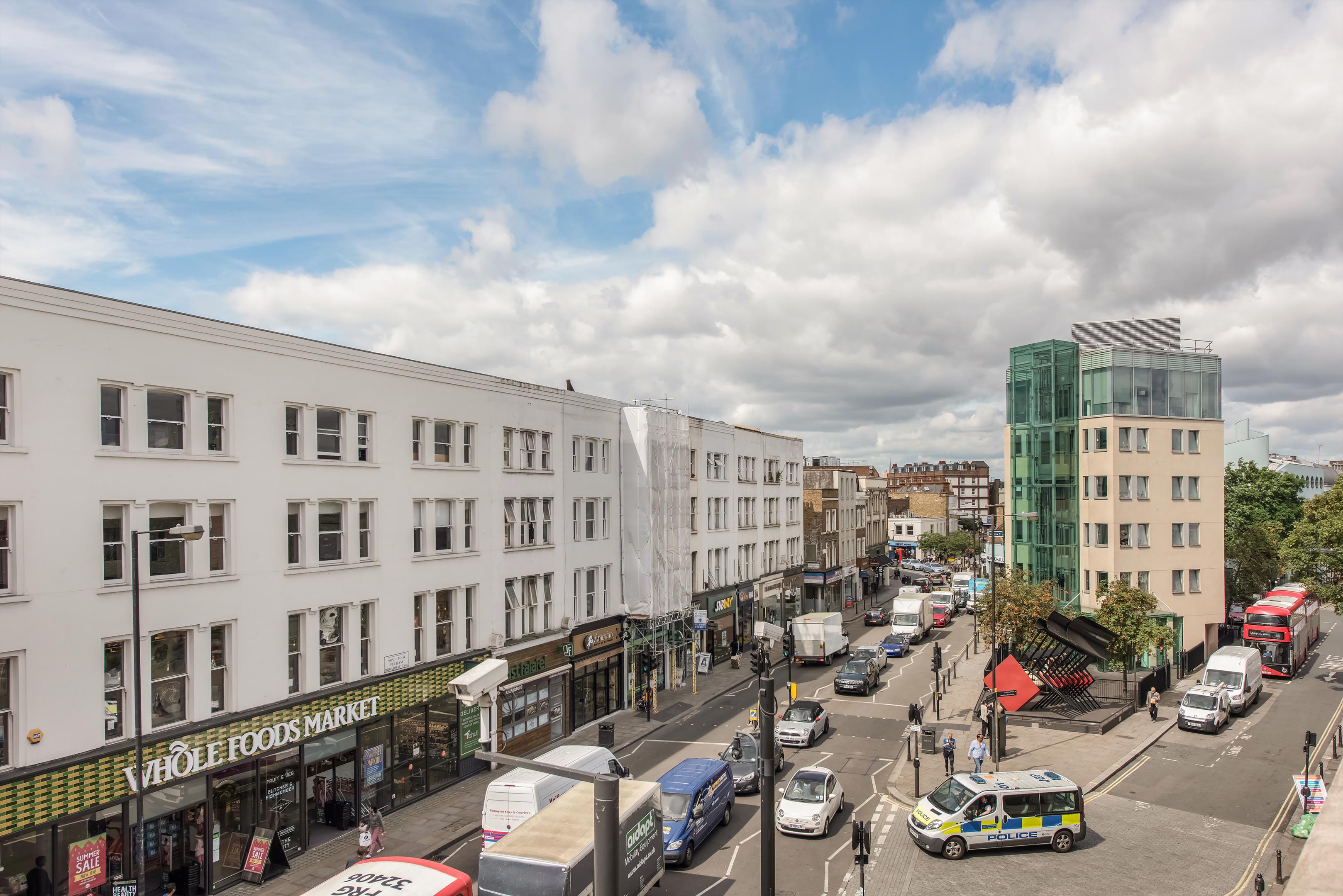 flat to rent in 55 Fulham Broadway, Fulham, London, SW6 FLQ012041784