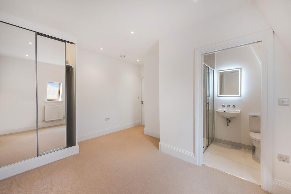 flat to rent in Brecon Road, London, W6 FLQ012171097 Knight Frank