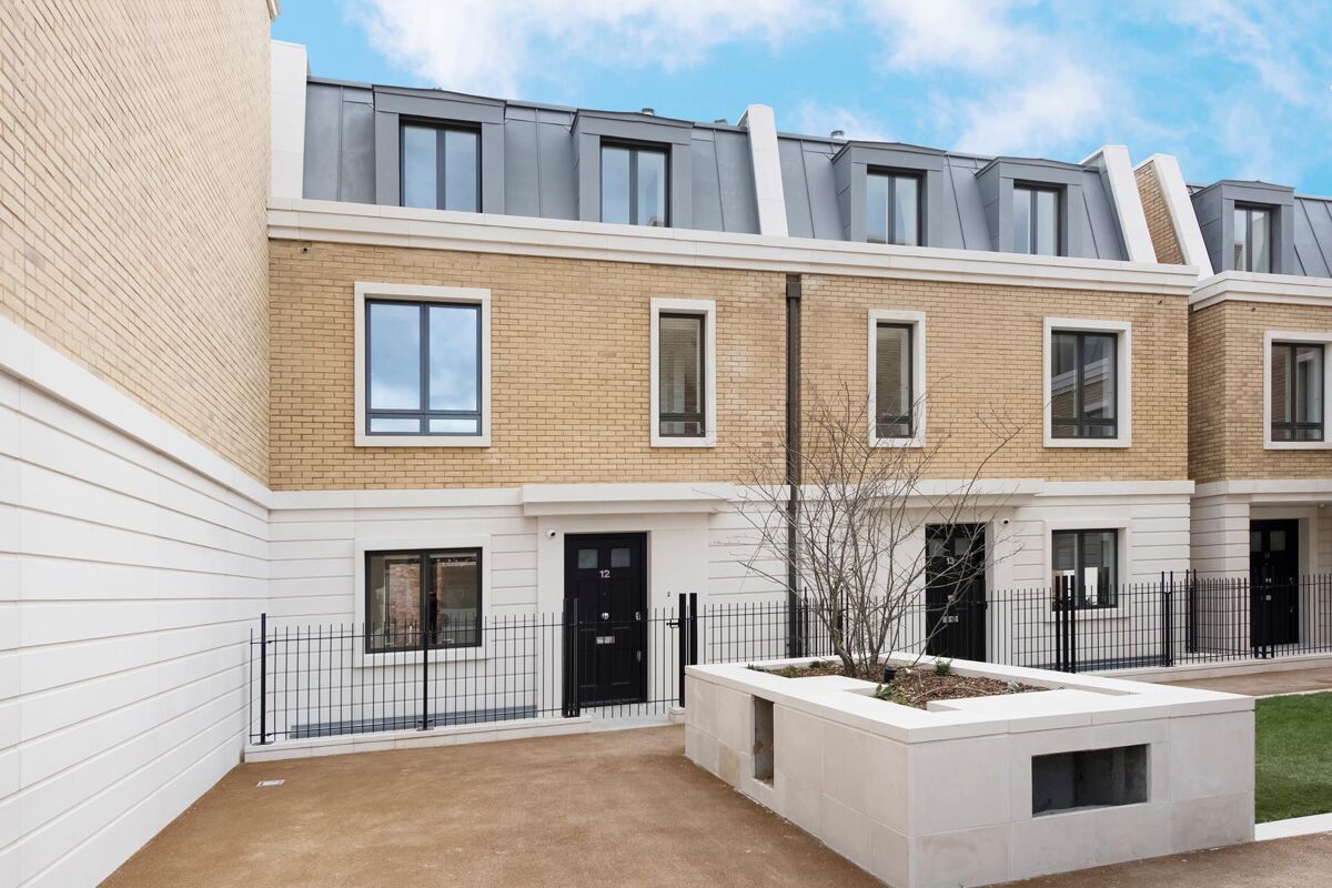 house to rent in Rainsborough Square, Fulham, London, SW6