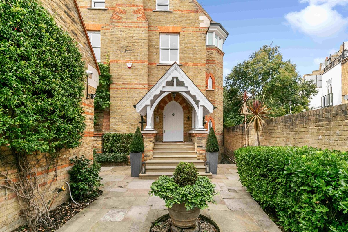 house to rent in Maxwell Road, Fulham, London, SW6 FLQ012279974