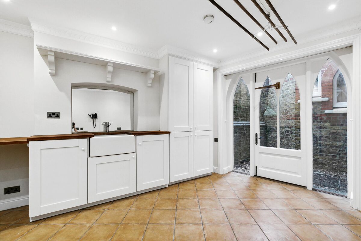 house to rent in Maxwell Road, Fulham, London, SW6 FLQ012279974