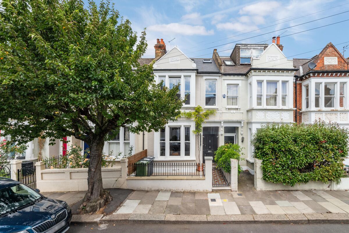 house to rent in Fernhurst Road, London, SW6 FLQ012301009 Knight Frank