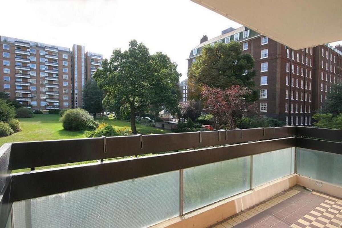 flat to rent in Napier Court, Ranelagh Gardens, London, SW6