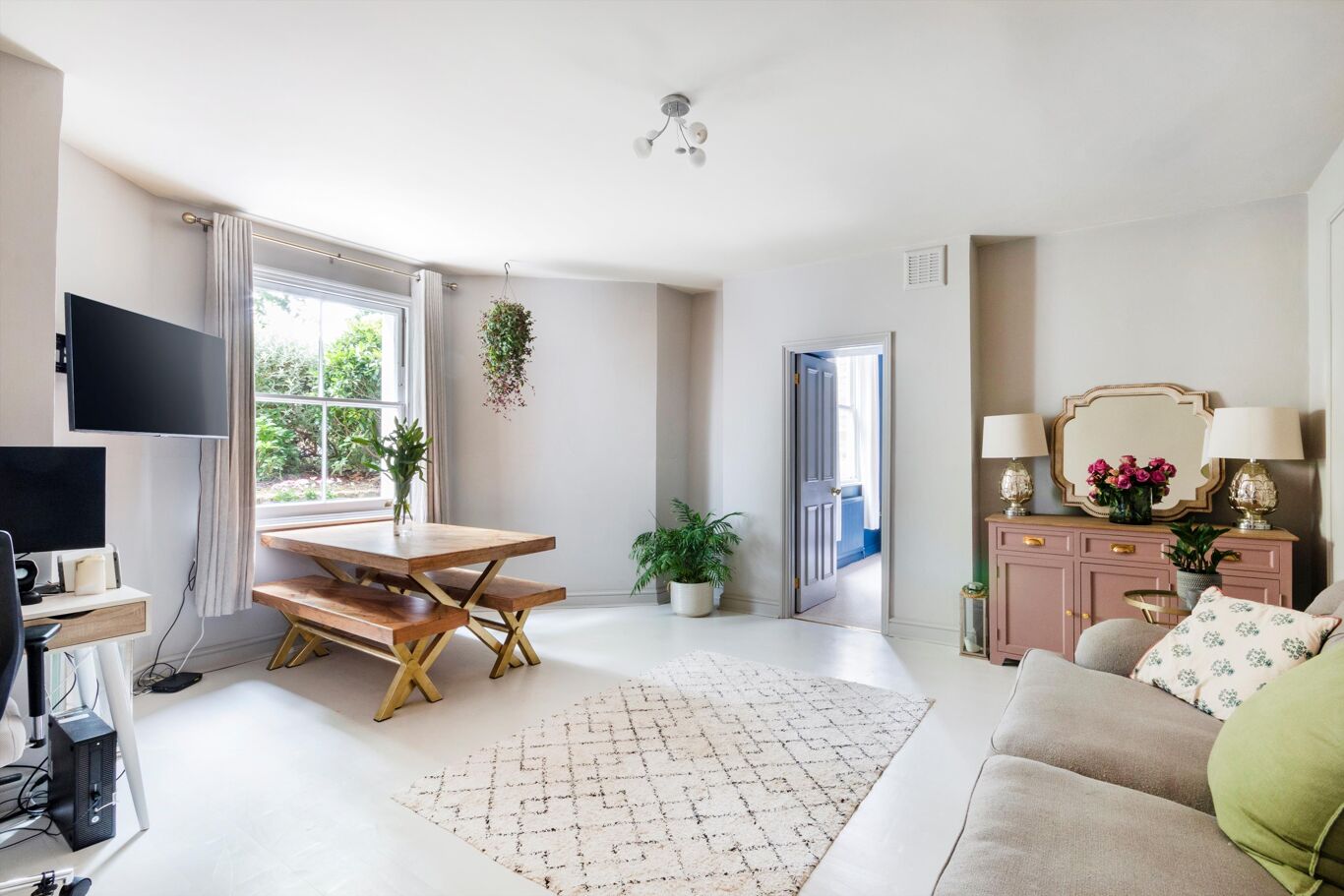 Image of Nightingale Lane, London SW12