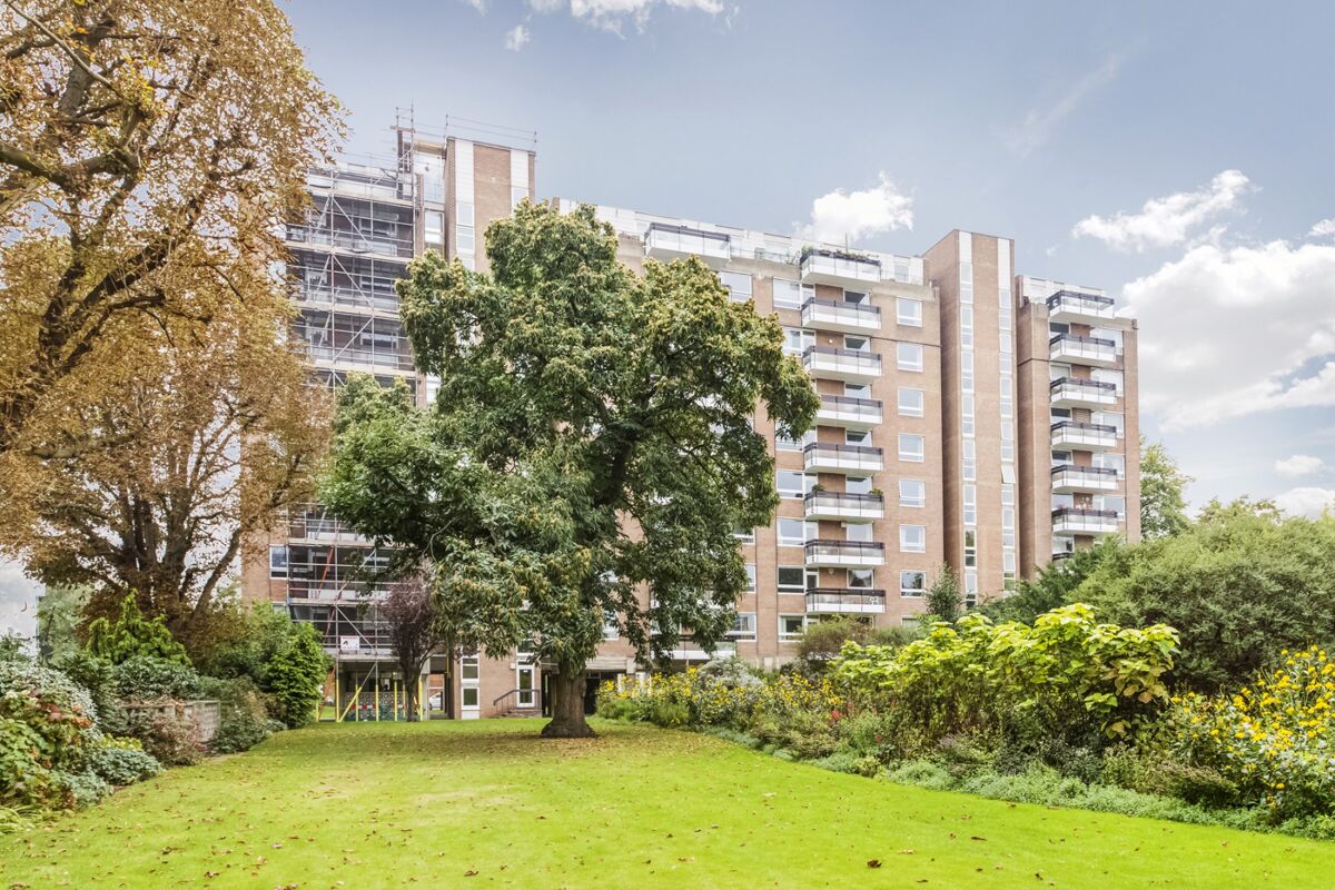 flat to rent in Napier Court, Ranelagh Gardens, Fulham, London, SW6