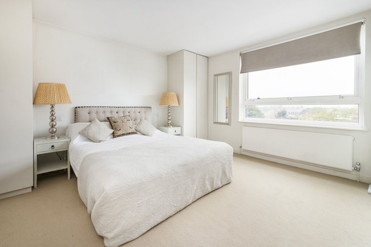 flat to rent in Napier Court, Ranelagh Gardens, Fulham, London, SW6