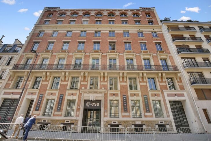 Picture of 24 RUE DU GENERAL BERTRAND, 75007, PARIS