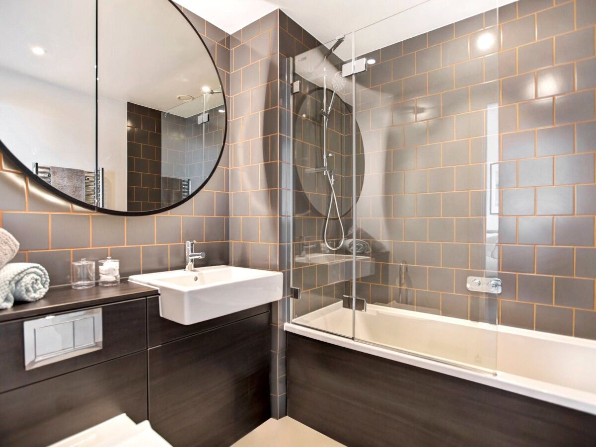 House for sale in Royal Docks West, Western Gateway, E16. Local Council