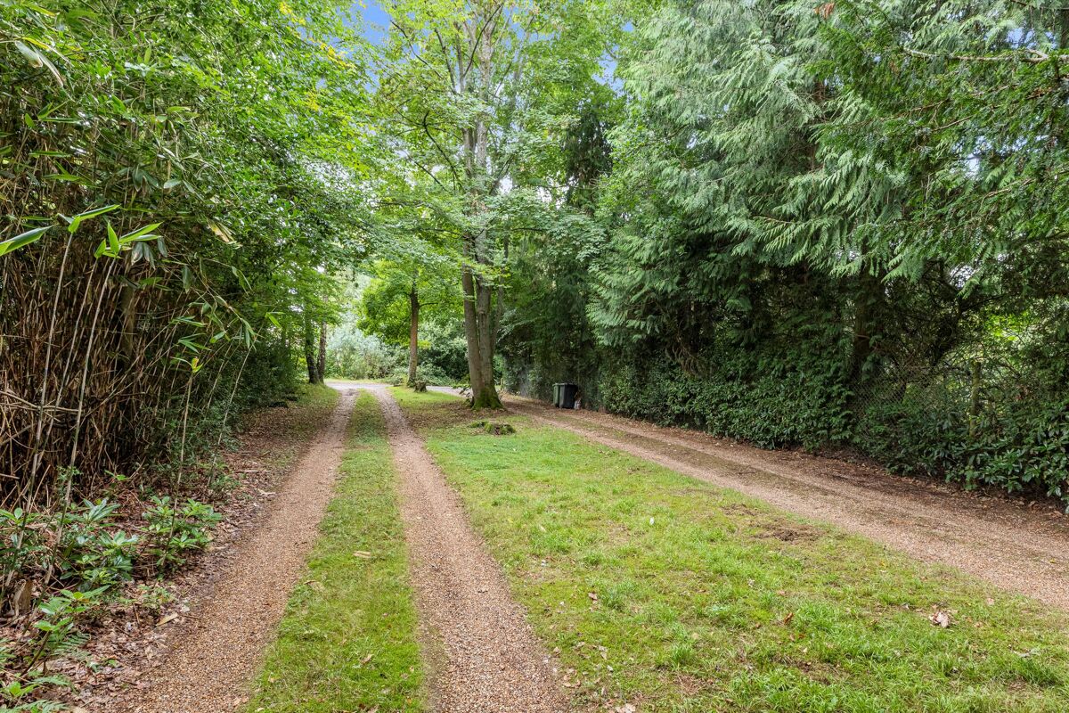 house for sale in Priorswood, Compton, Guildford, Surrey, GU3