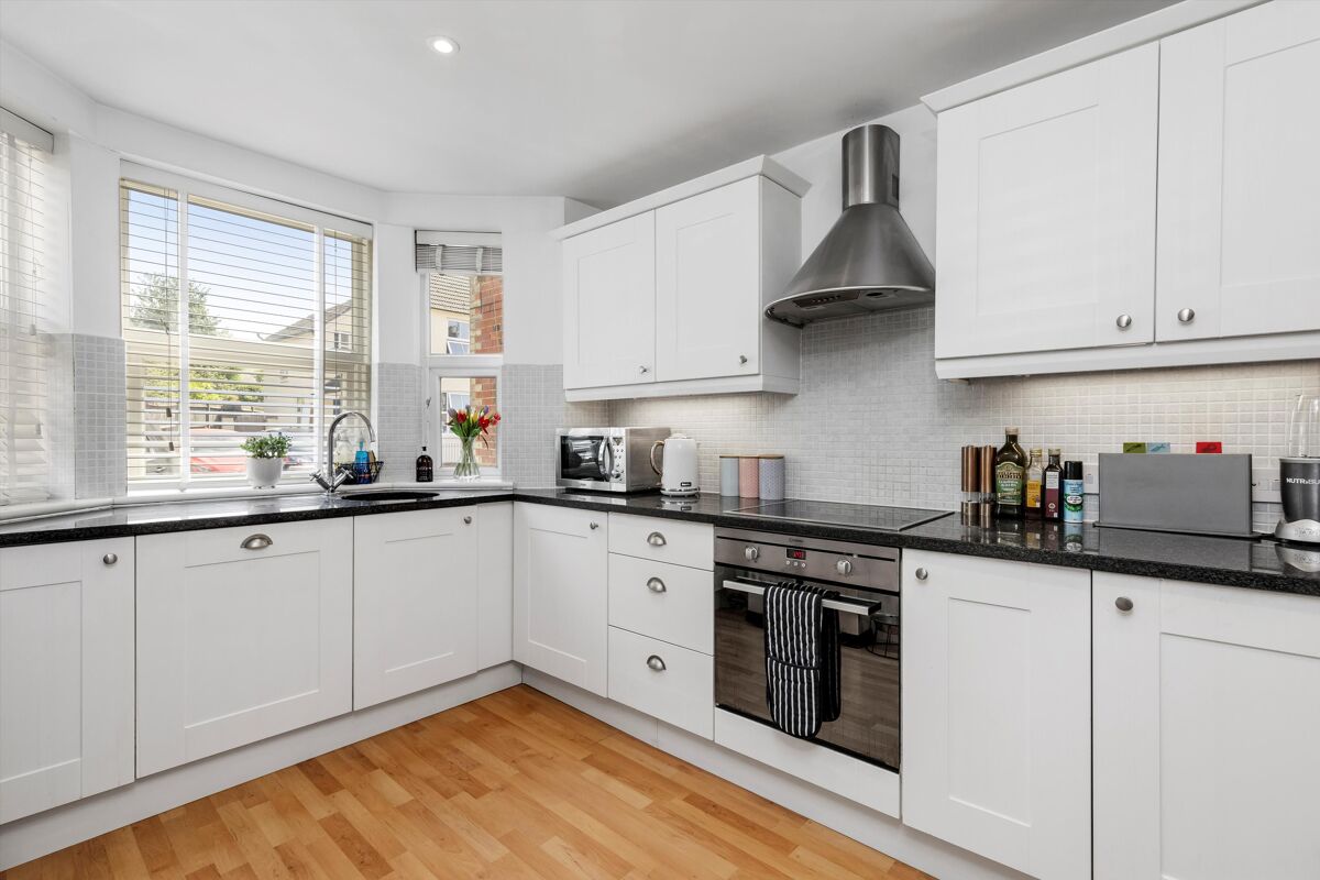 house for sale in Foxenden Road, Guildford, Surrey, GU1 GLD012028526