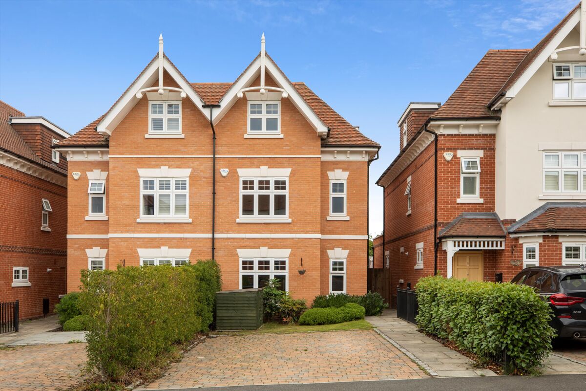 house for sale in Cranley Road, Guildford, Surrey, GU1 GLD012032001