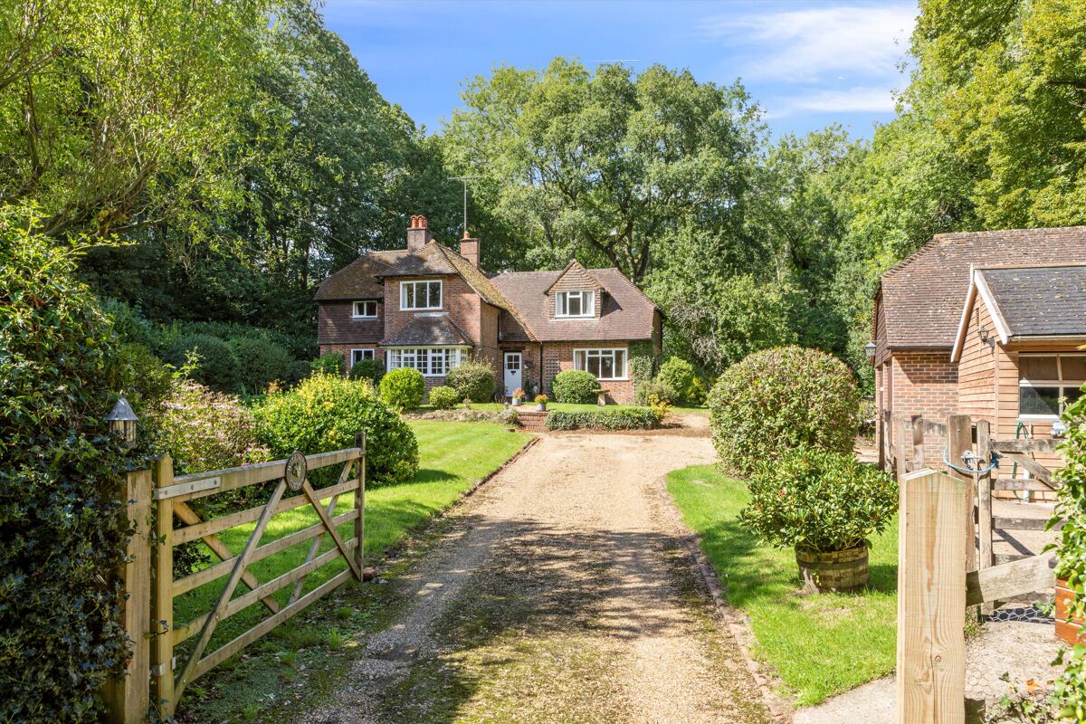 house for sale in Selhurst Common, Bramley, Guildford