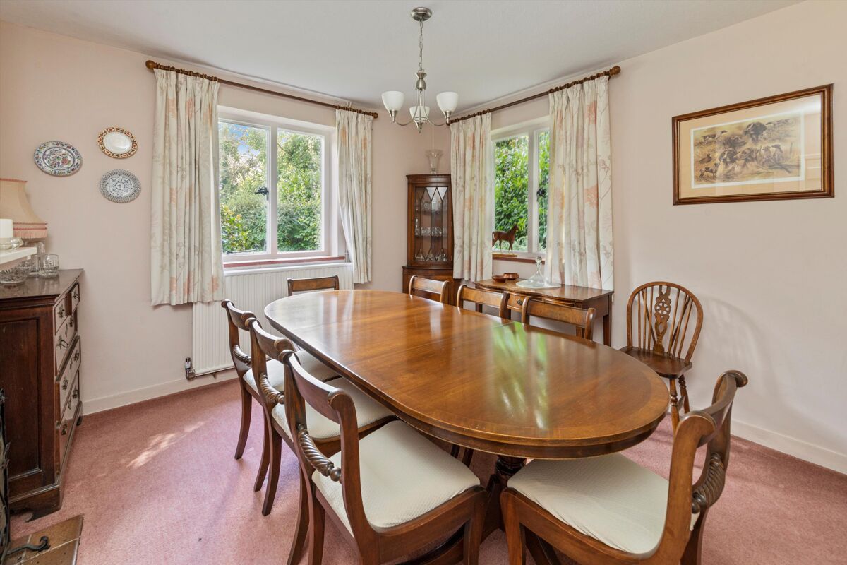 house for sale in Selhurst Common, Bramley, Guildford, Surrey, GU5