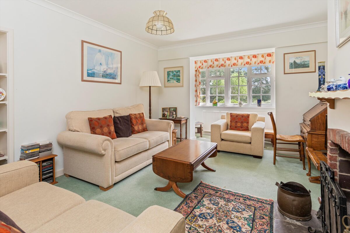 house for sale in Selhurst Common, Bramley, Guildford, Surrey, GU5