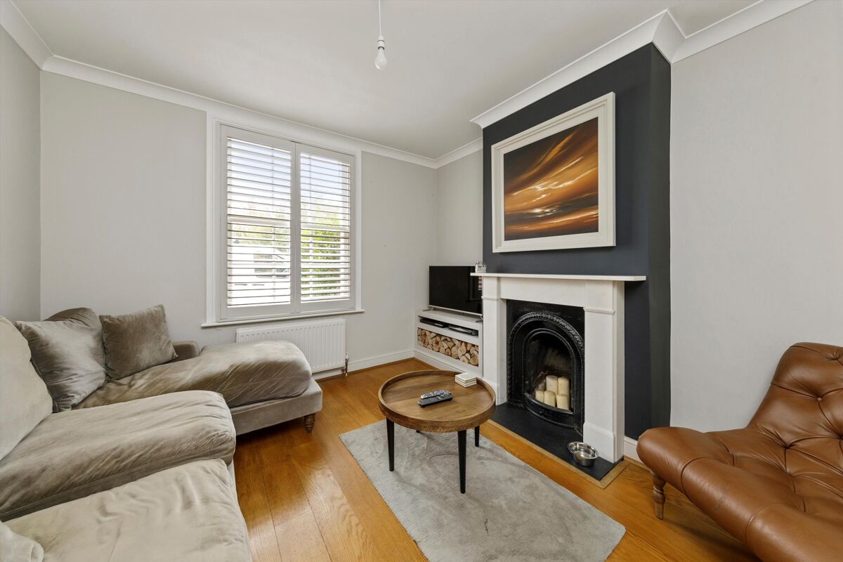 house for sale in Stoke Fields, Guildford, Surrey, GU1 GLD012043059 Knight Frank