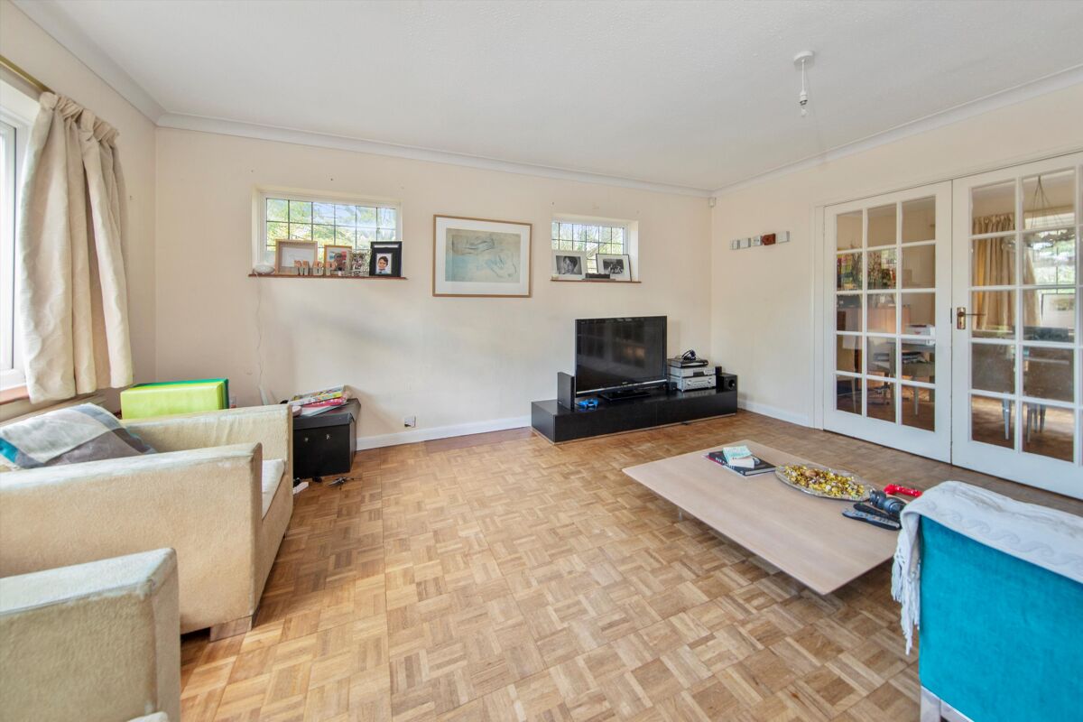 house for sale in Clandon Road, Guildford, Surrey, GU1 GLD012043962