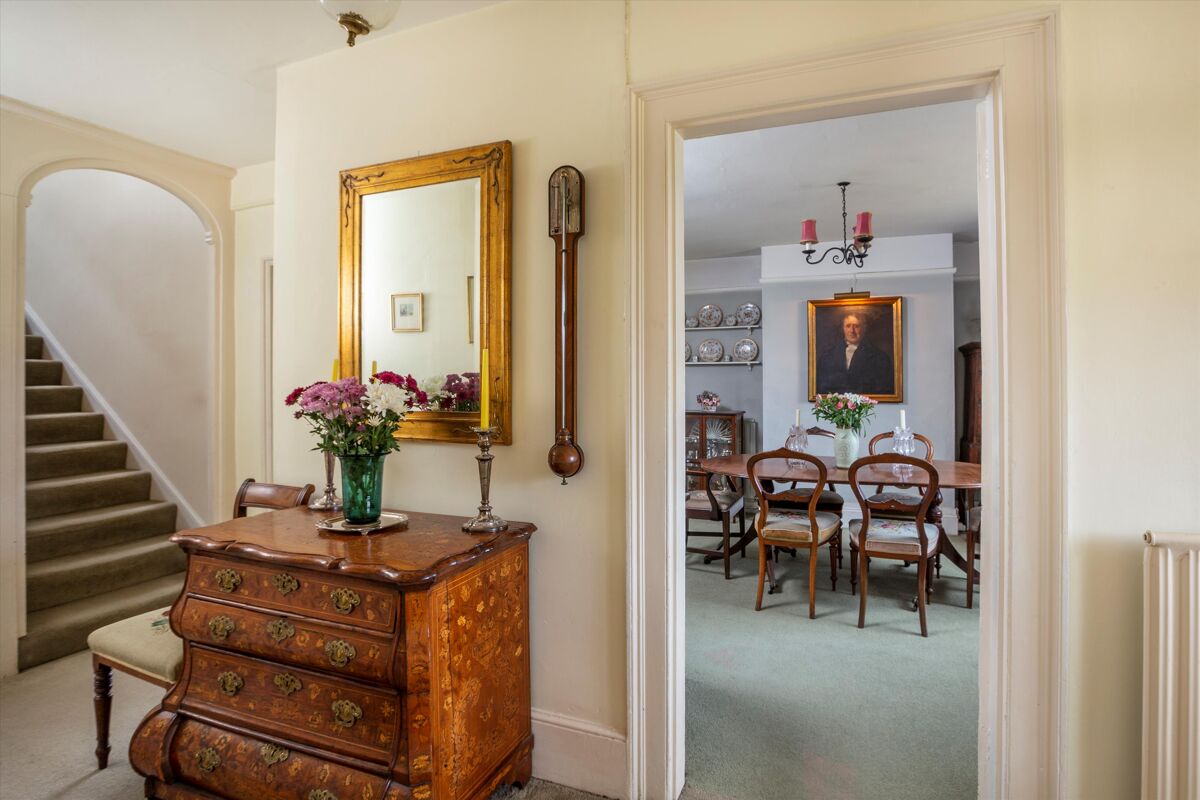 house for sale in Mowlands Farm, Frith End, Hampshire, GU35