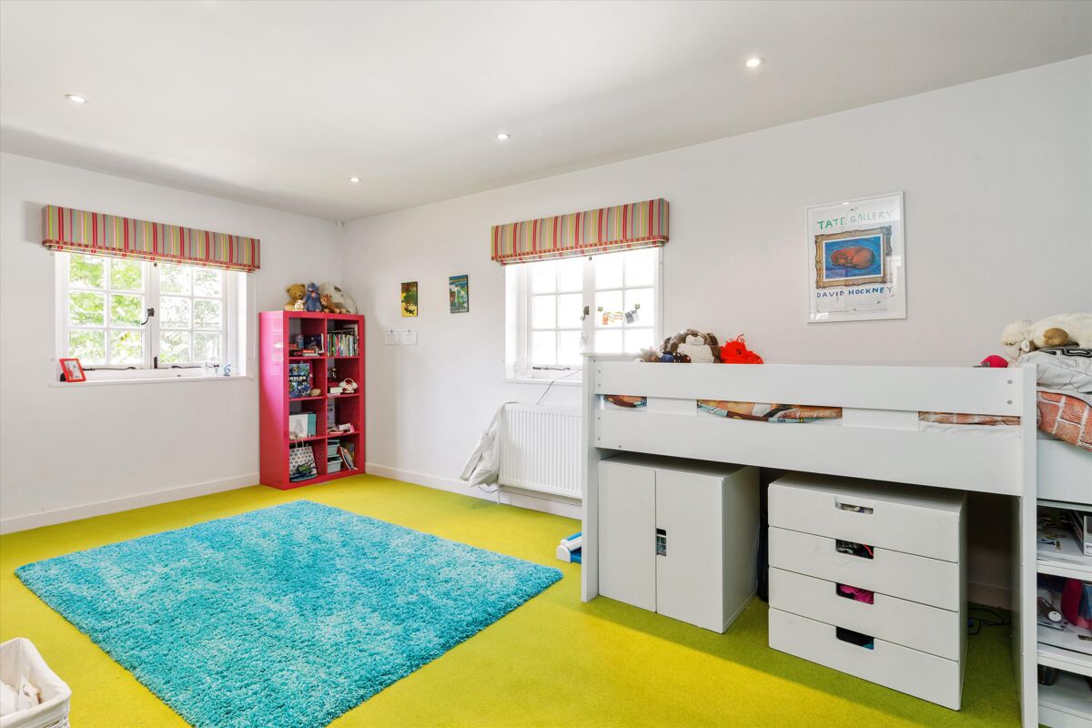 house for sale in Mark Way, Godalming, Surrey, GU7 GLD012064155