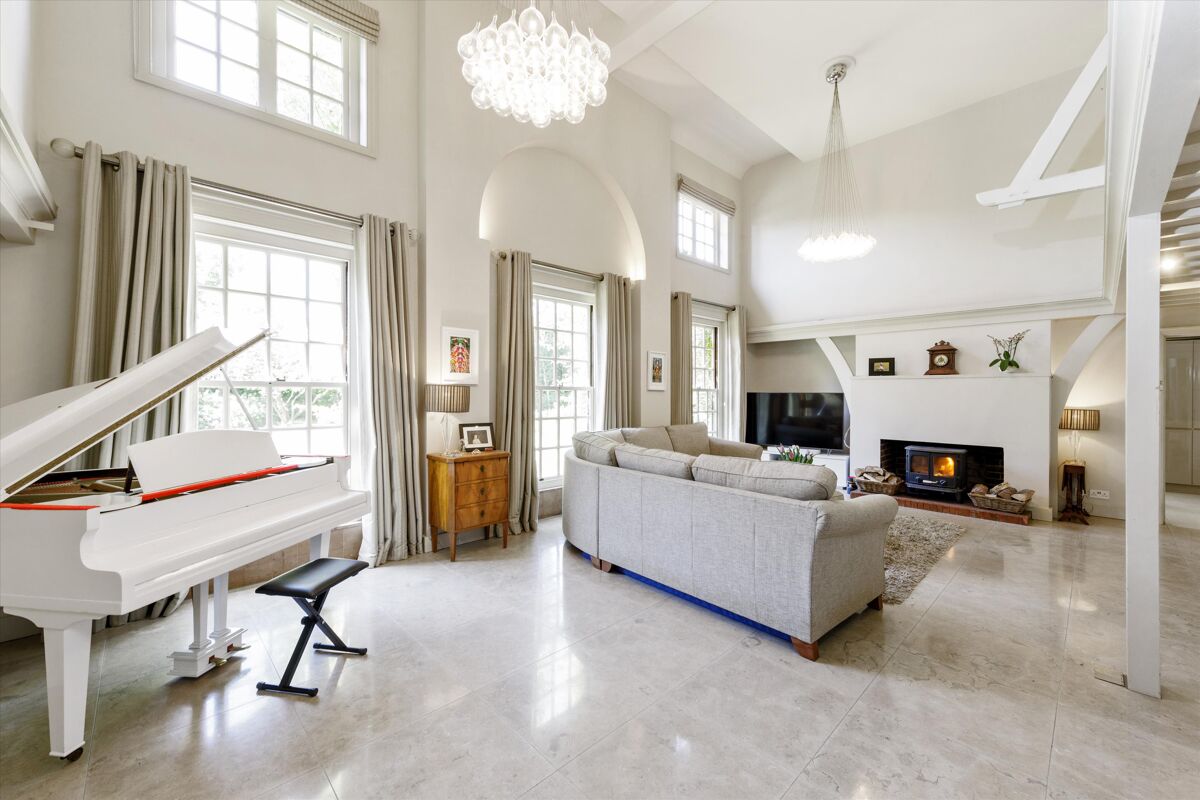 house for sale in Mark Way, Godalming, Surrey, GU7 GLD012064155