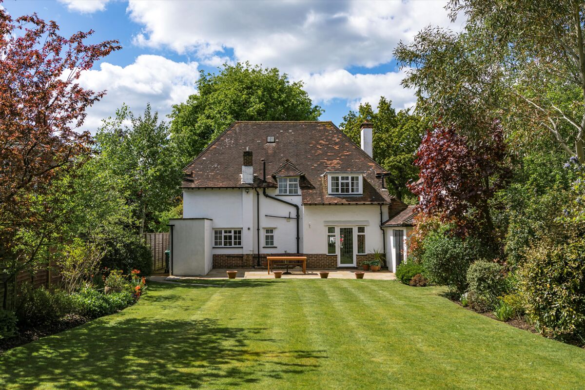 house for sale in Ganghill, Guildford, Surrey, GU1 GLD012067218