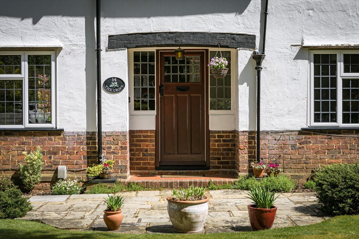 house for sale in Ganghill, Guildford, Surrey, GU1 GLD012067218