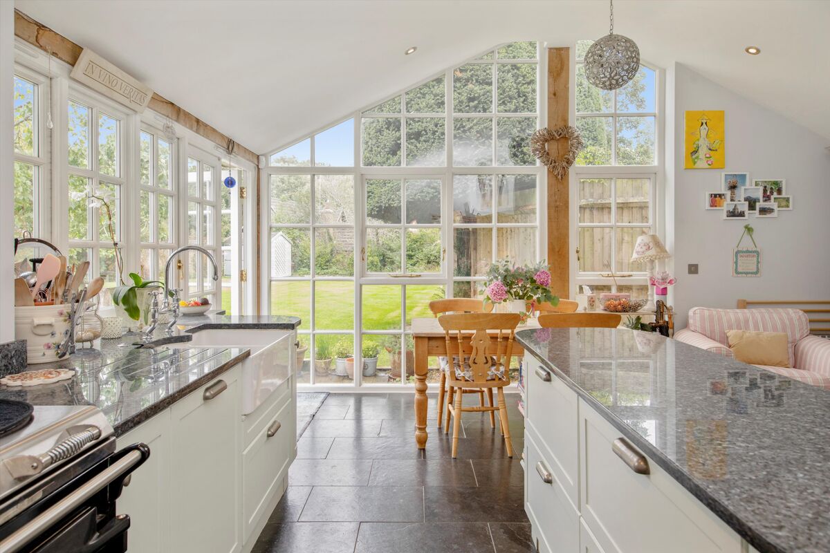 house for sale in Frith End, Nr Farnham, Hampshire, GU35 GLD012070125