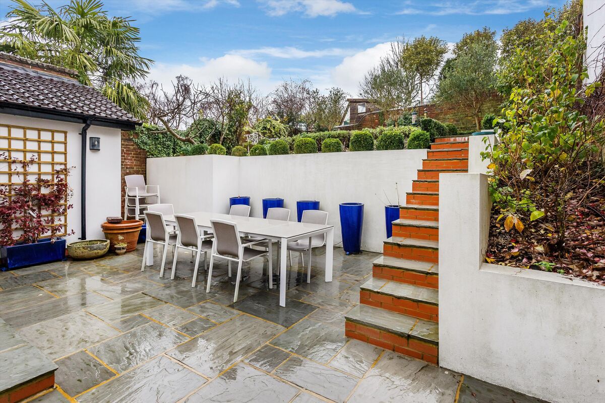 house for sale in South Hill, Guildford, Surrey, GU1 GLD012099732