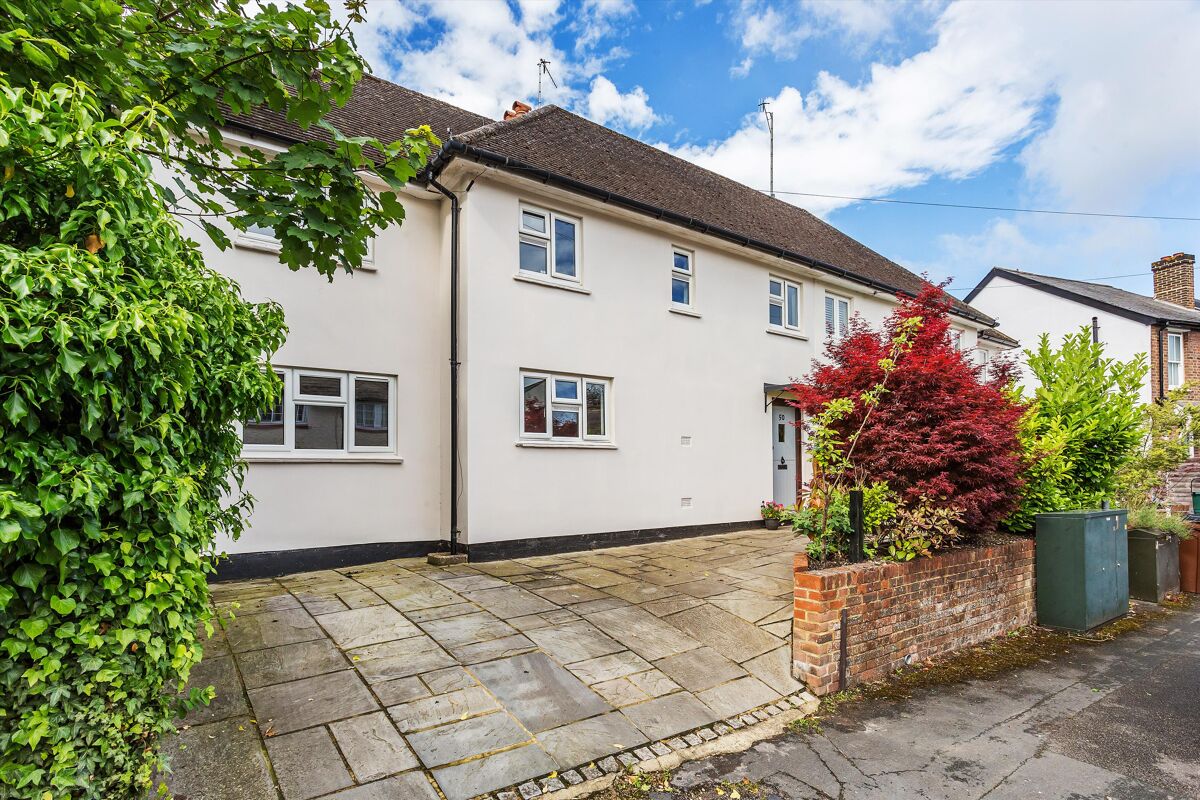 house for sale in Cline Road, Guildford, Surrey, GU1 GLD012106215