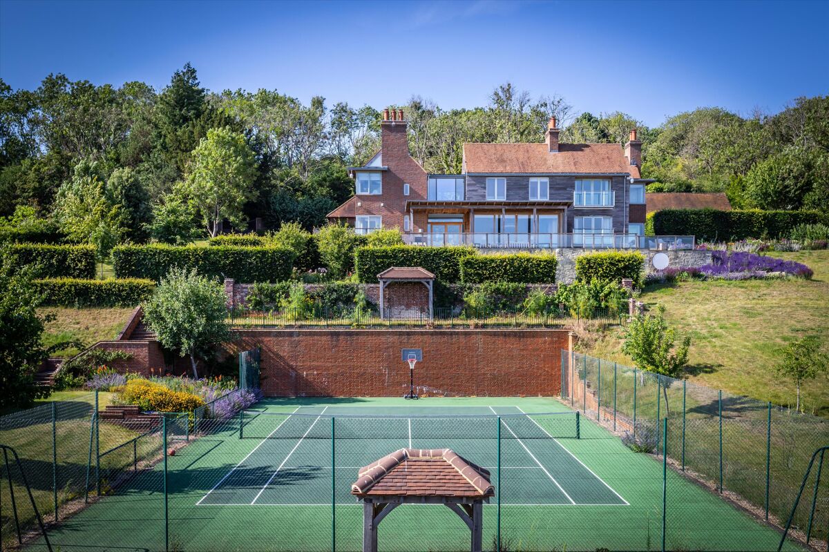 house for sale in White Lane, Guildford, Surrey, GU4. GLD012115585