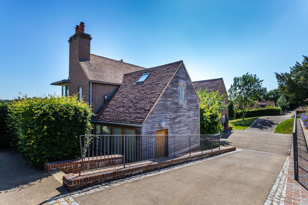 house for sale in White Lane, Guildford, Surrey, GU4. GLD012115585