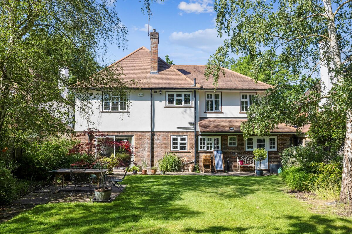 house for sale in Ganghill, Guildford, Surrey, GU1 GLD012126495