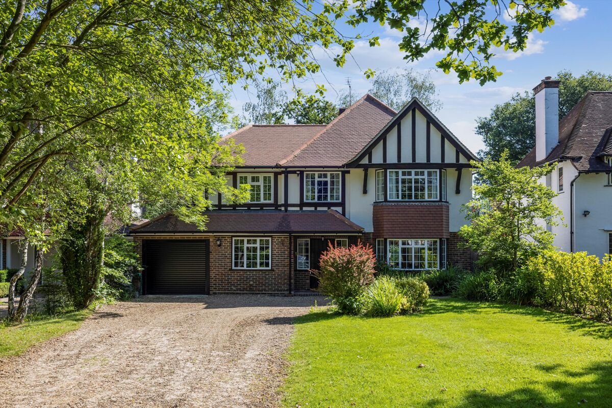 house for sale in Ganghill, Guildford, Surrey, GU1 GLD012126495