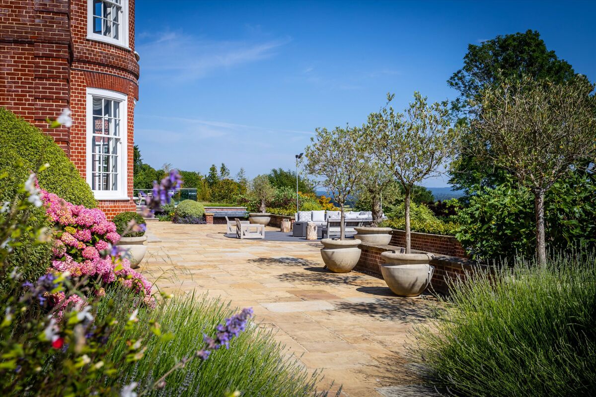 house for sale in White Lane, Guildford, Surrey, GU4 GLD012143062