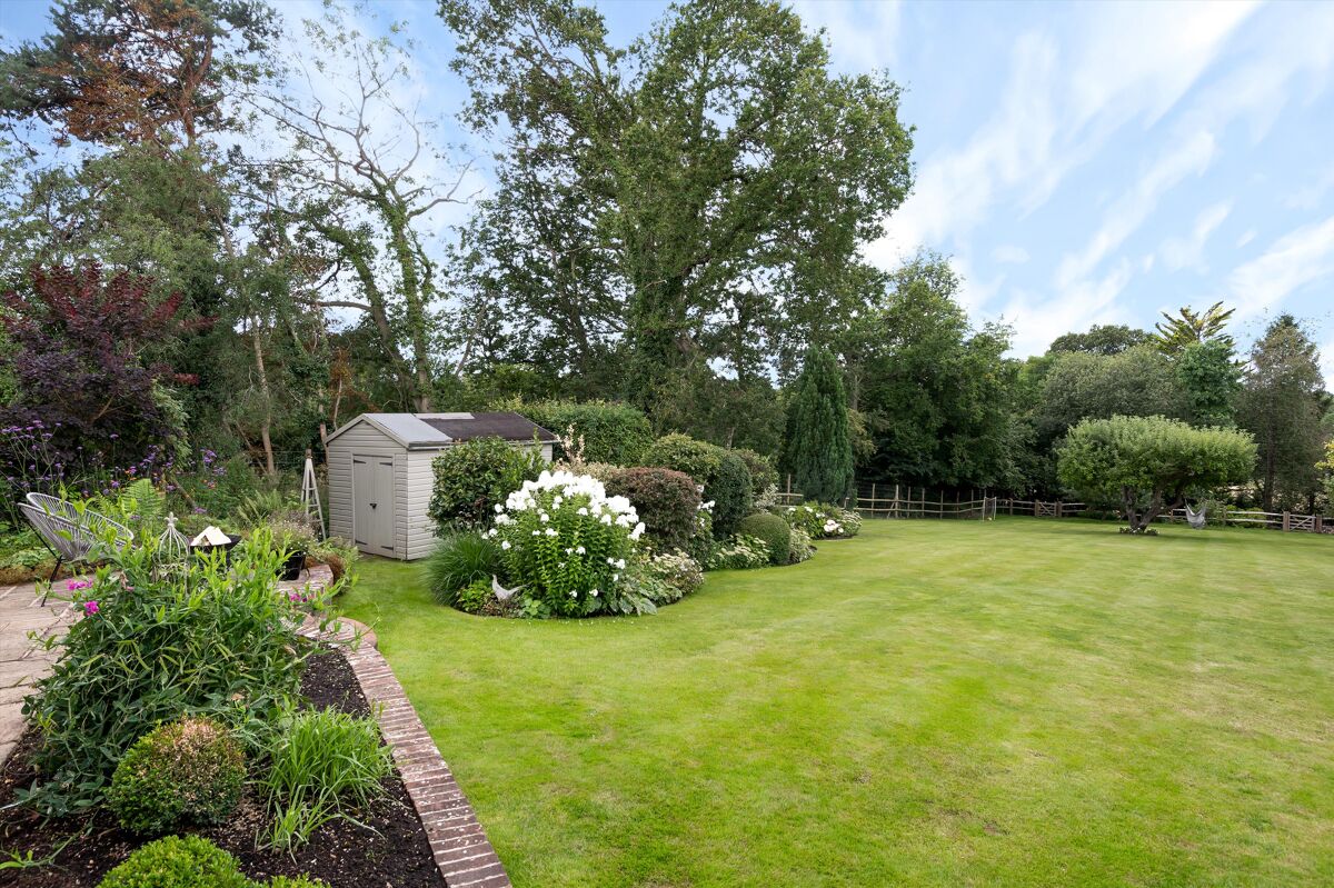 house for sale in Holmehurst, Dedswell Drive, West Clandon, Guildford, Surrey, GU4