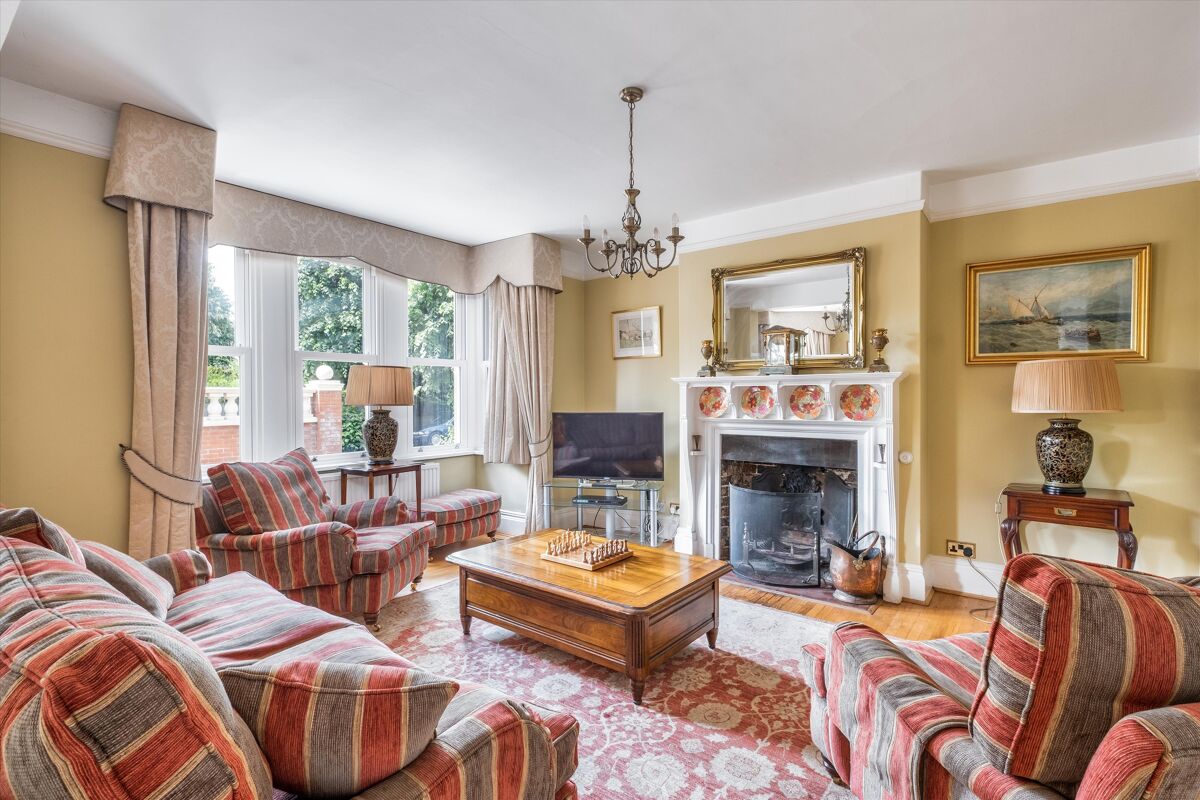 house for sale in New Park Road, Cranleigh, Surrey, GU6. GLD012154595