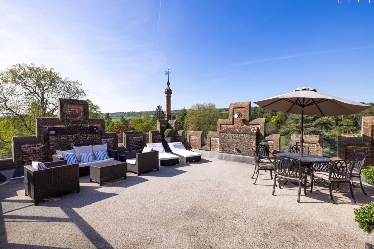 penthouse for sale in Albury Park Mansion, Albury Park, Albury