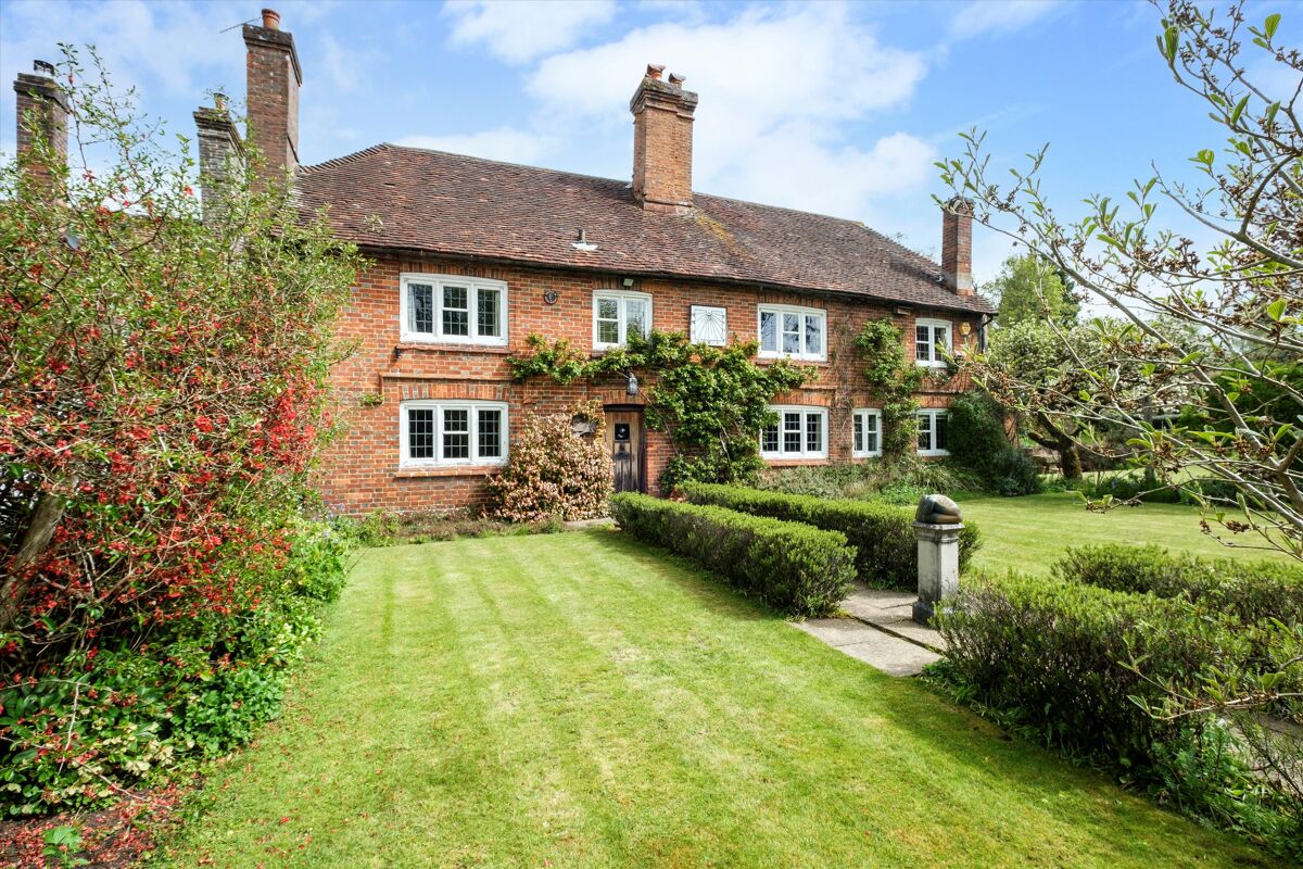 house for sale in The Green, Shamley Green, Guildford, Surrey, GU5 GLD012176758 Knight Frank