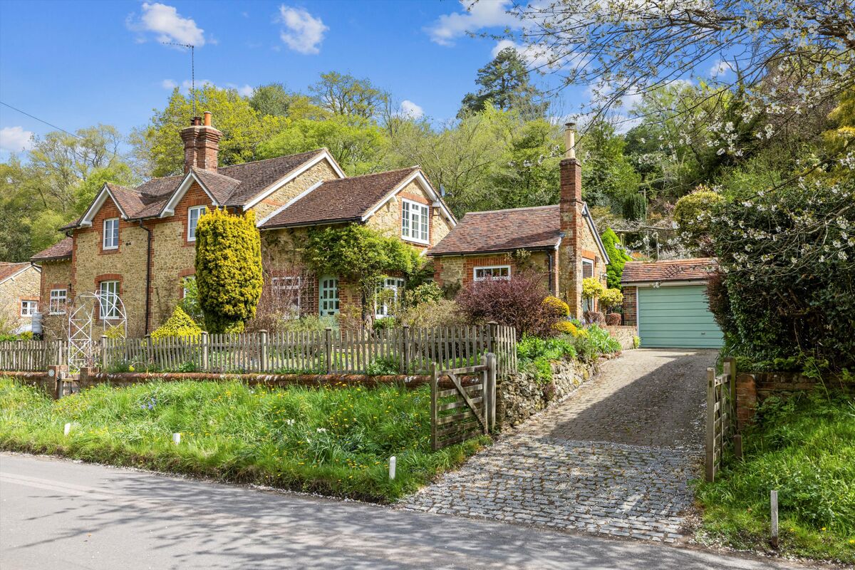 house for sale in Ewhurst Road, Peaslake, Guildford, Surrey, GU5
