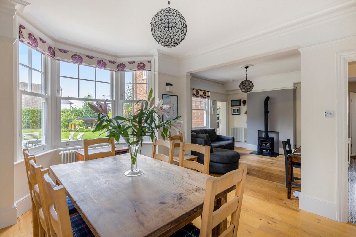 house for sale in Farnham Road, Guildford, Surrey, GU2 GLD012186810