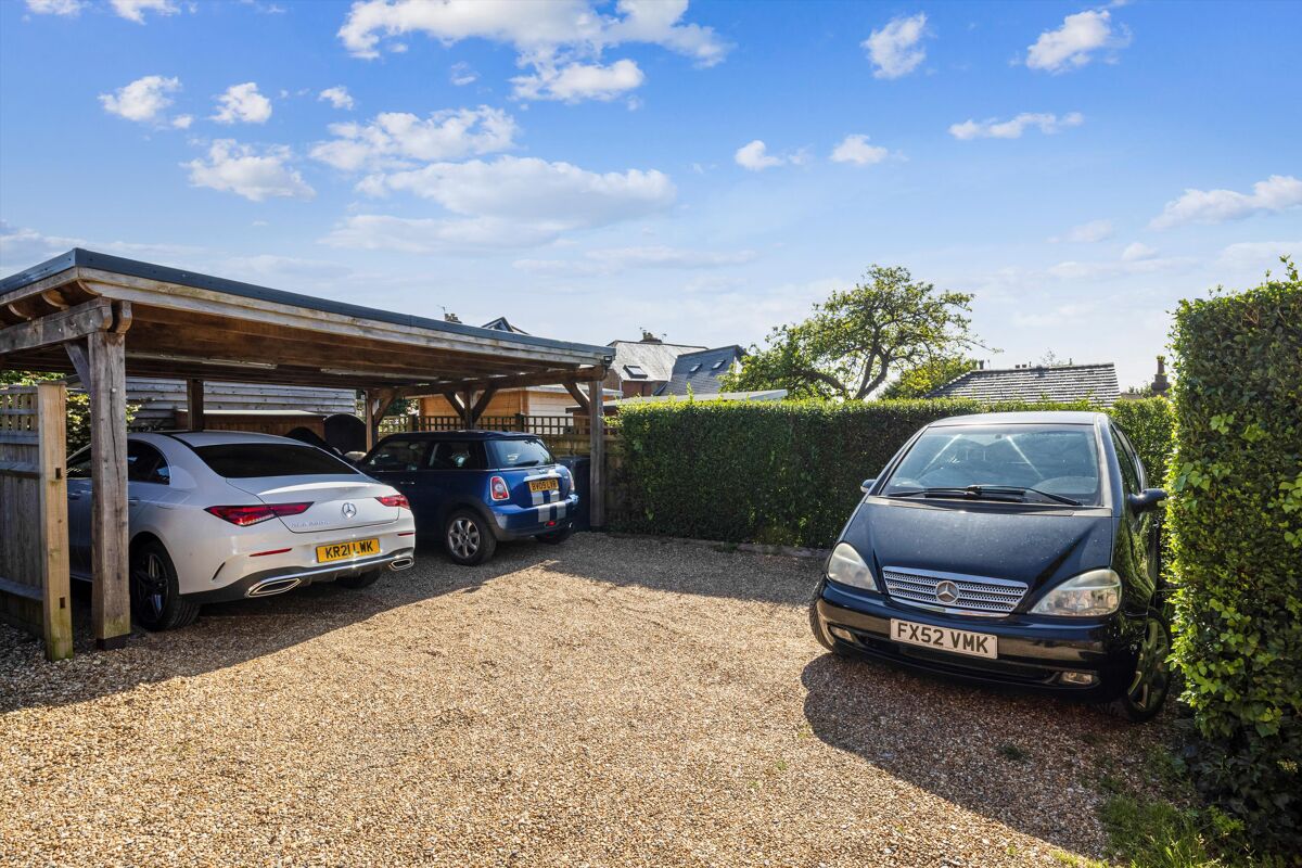 house for sale in Pewley Hill, Guildford, Surrey, GU1 GLD012188054