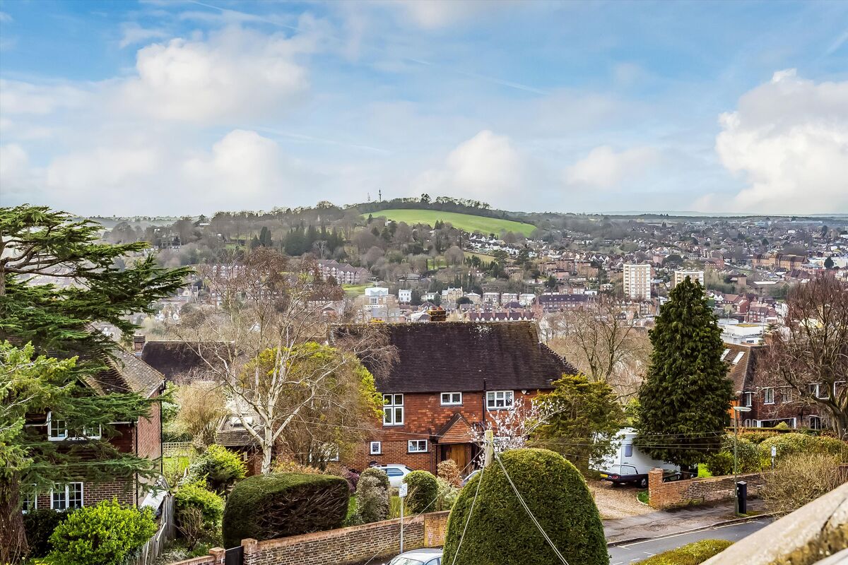 house for sale in Pewley Hill, Guildford, Surrey, GU1 GLD012188054