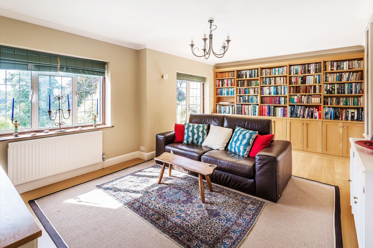 house for sale in White Lane, Guildford, Surrey, GU4 GLD012195500