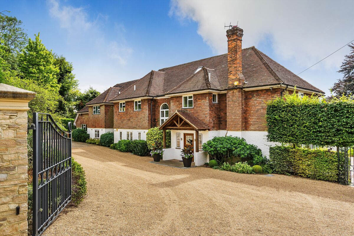 house for sale in White Lane, Guildford, Surrey, GU4 GLD012195500