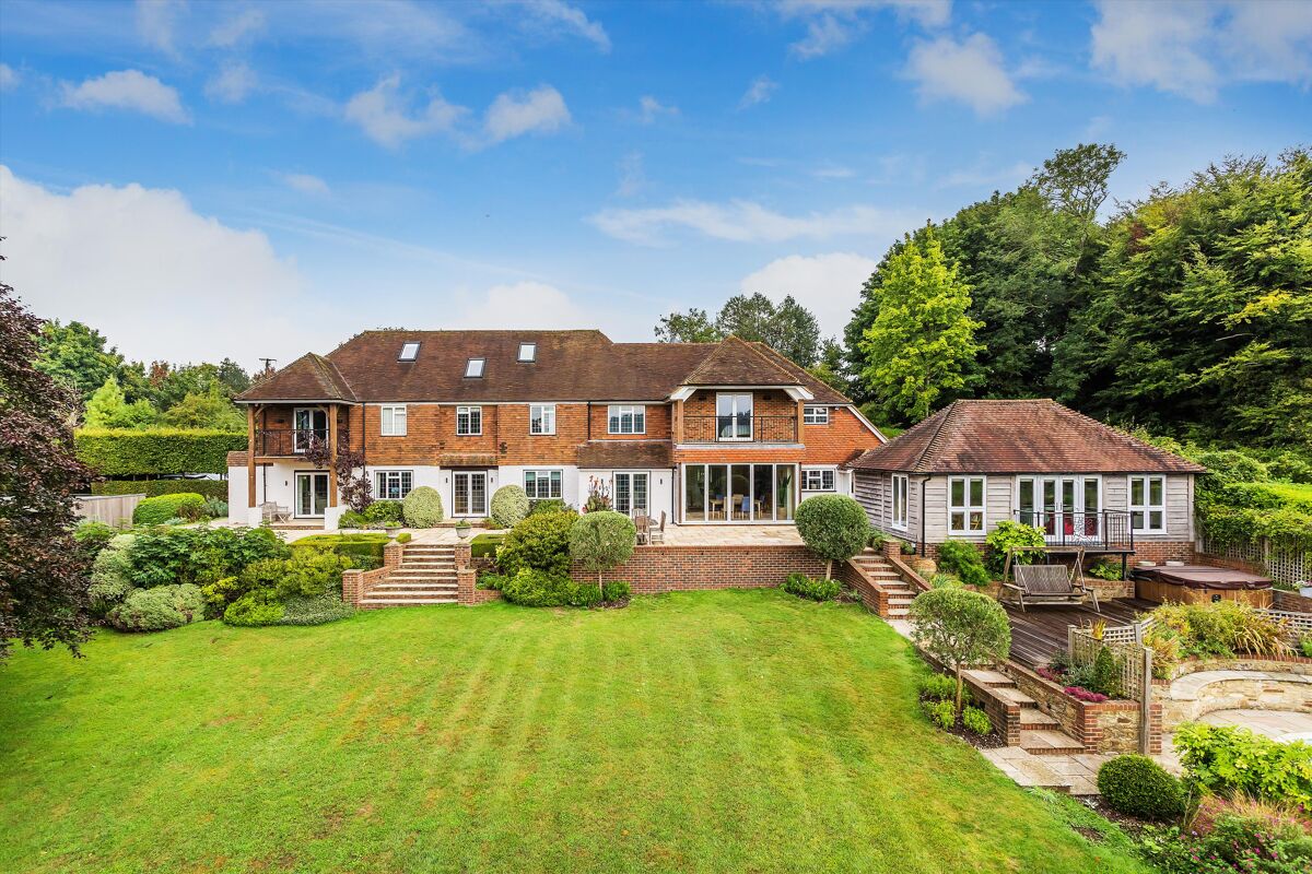 house for sale in White Lane, Guildford, Surrey, GU4 GLD012195500